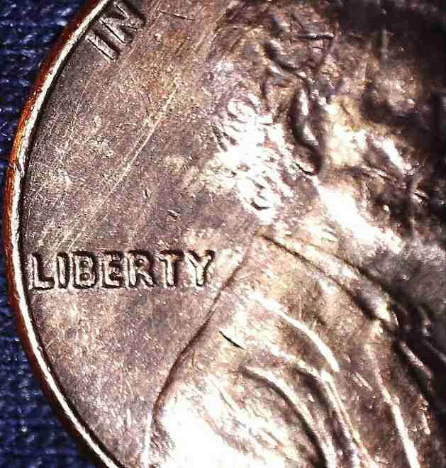 1982-P-Large-Date...misaligned-Die?